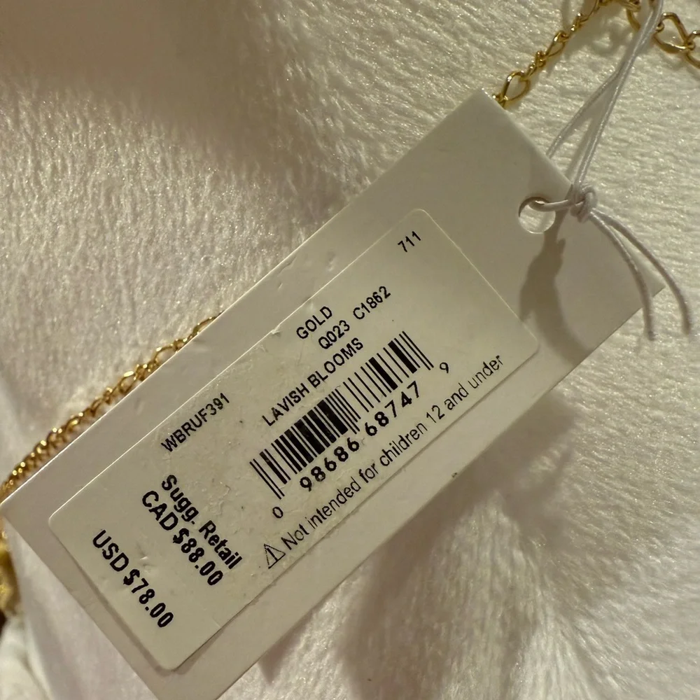 Kate Spade Lavish Blooms faux pearl Floral Necklace